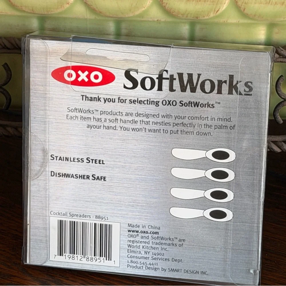 OXO SoftWorks Stainless Steel Spreaders with Colorful Handles
